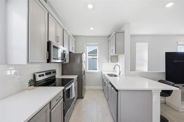 10101 PEARSON AVENUE, Orlando, FL 32827