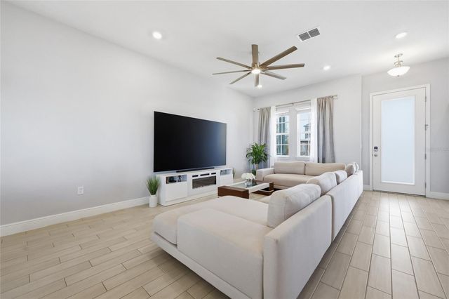 10101 PEARSON AVENUE, Orlando, FL 32827