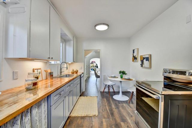 721 Pomona Ave, Albany, CA 94706