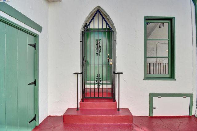 721 Pomona Ave, Albany, CA 94706