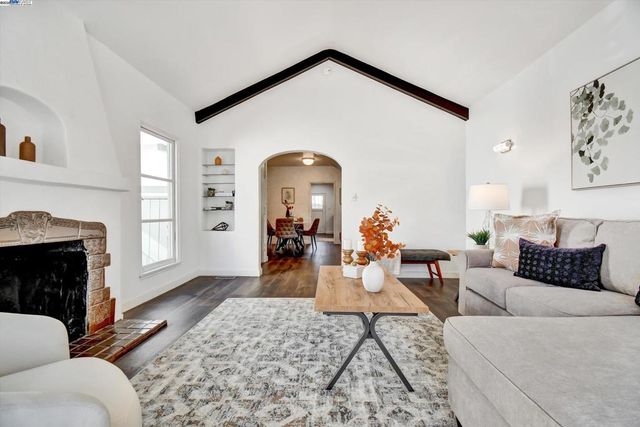 721 Pomona Ave, Albany, CA 94706