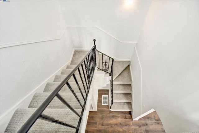 721 Pomona Ave, Albany, CA 94706