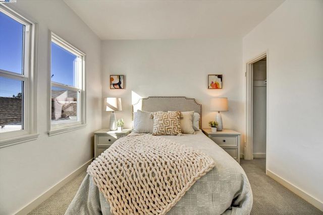 721 Pomona Ave, Albany, CA 94706