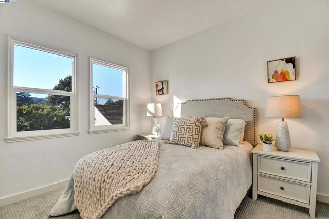 721 Pomona Ave, Albany, CA 94706