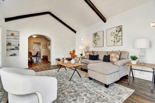 721 Pomona Ave, Albany, CA 94706