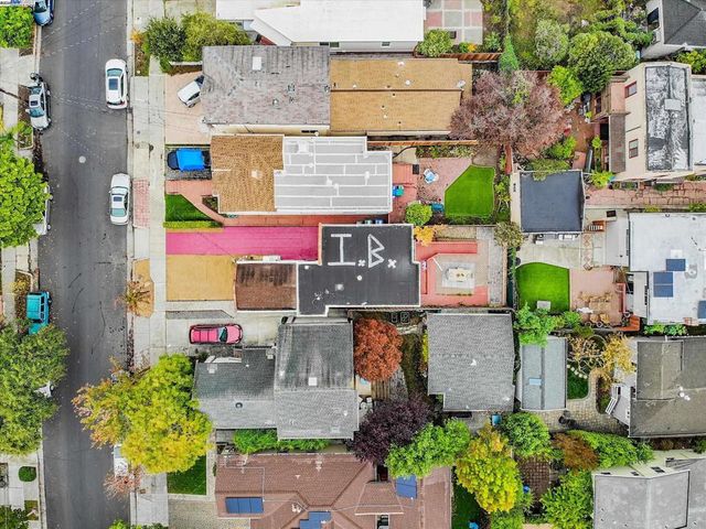 721 Pomona Ave, Albany, CA 94706