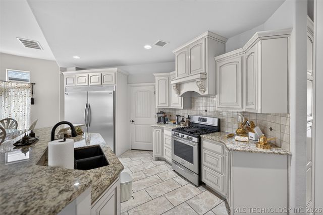 1101 S Kalanchoe Avenue, Broken Arrow, OK 74012