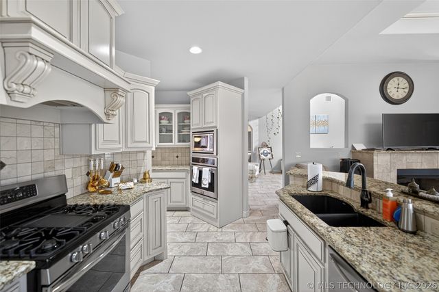 1101 S Kalanchoe Avenue, Broken Arrow, OK 74012