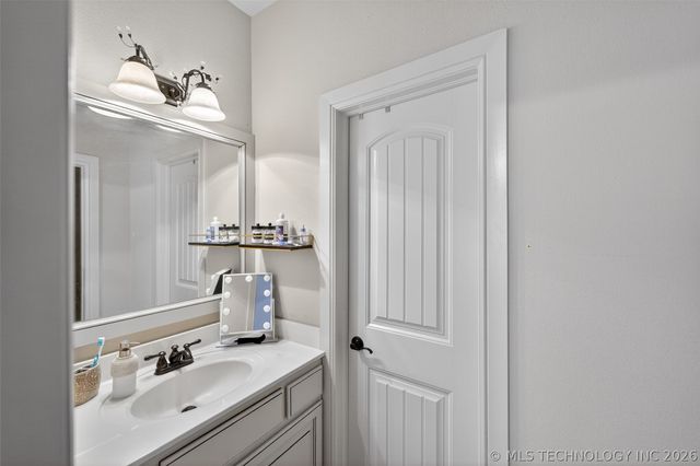 1101 S Kalanchoe Avenue, Broken Arrow, OK 74012