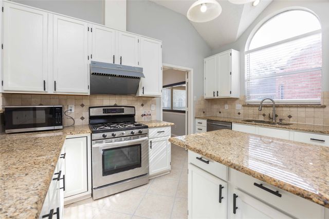 2213 Henley Court, Flower Mound, TX 75028