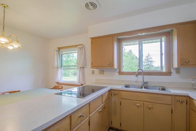1006 Highland AVENUE, Watertown, WI 53098