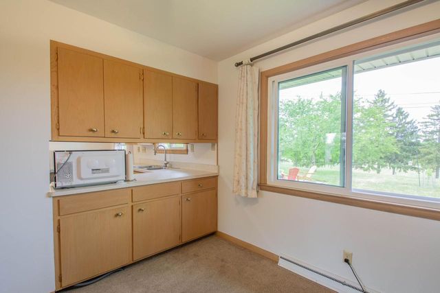 1006 Highland AVENUE, Watertown, WI 53098
