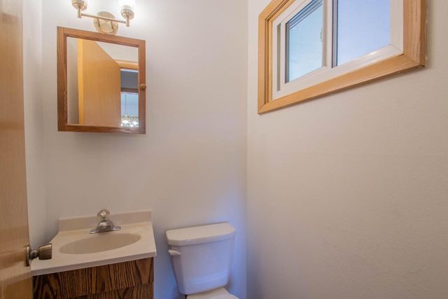 1006 Highland AVENUE, Watertown, WI 53098