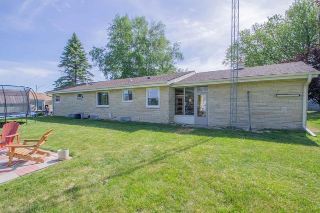 1006 Highland AVENUE, Watertown, WI 53098