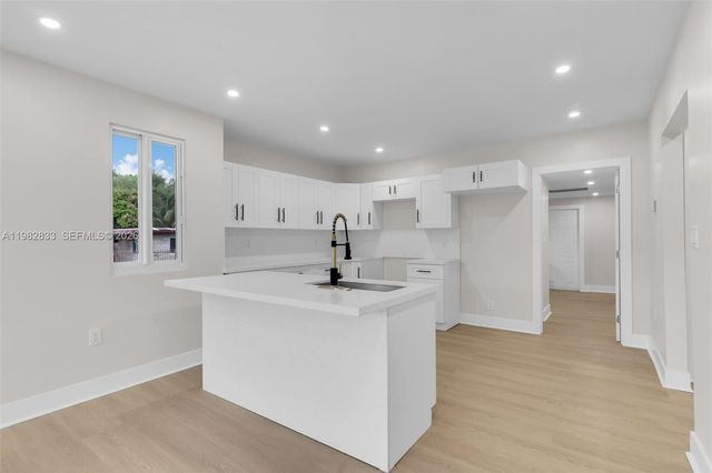 1521 NW 51st St, Miami, FL 33142