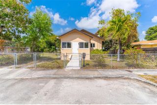 1521 NW 51st St, Miami, FL 33142