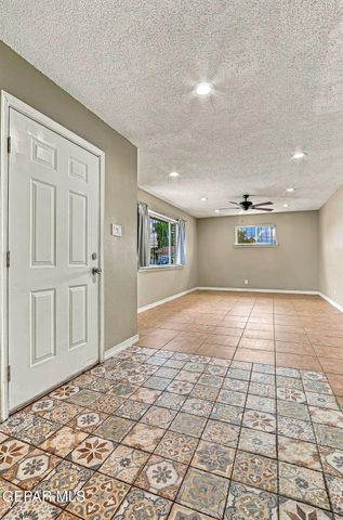5200 RAINTREE Avenue, El Paso, TX 79924