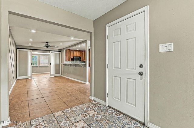 5200 RAINTREE Avenue, El Paso, TX 79924