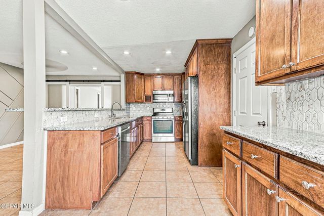 5200 RAINTREE Avenue, El Paso, TX 79924