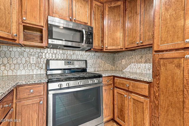 5200 RAINTREE Avenue, El Paso, TX 79924