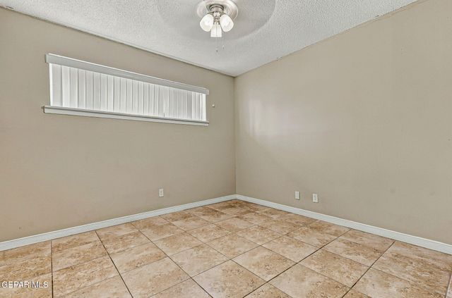 5200 RAINTREE Avenue, El Paso, TX 79924