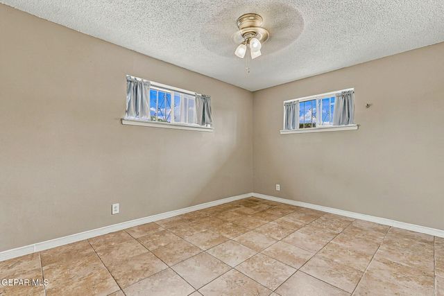 5200 RAINTREE Avenue, El Paso, TX 79924