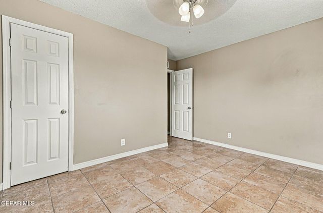 5200 RAINTREE Avenue, El Paso, TX 79924