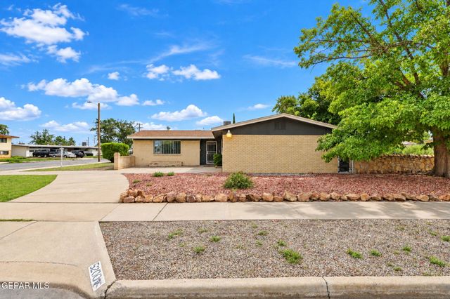 5200 RAINTREE Avenue, El Paso, TX 79924