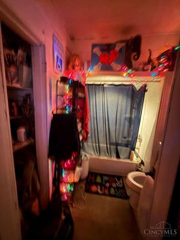 1952 Maple Avenue, Norwood, OH 45212