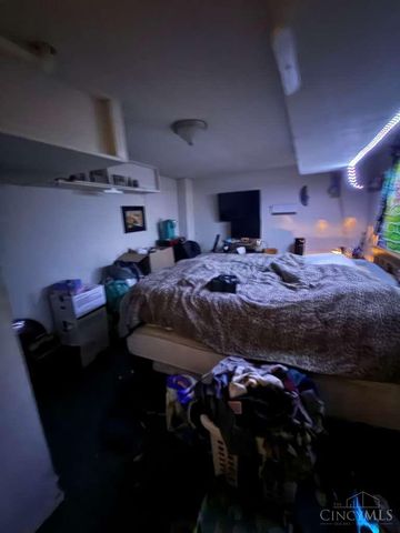 1952 Maple Avenue, Norwood, OH 45212