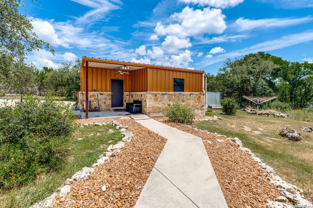 201 Hidden Lake, Boerne, TX 78006