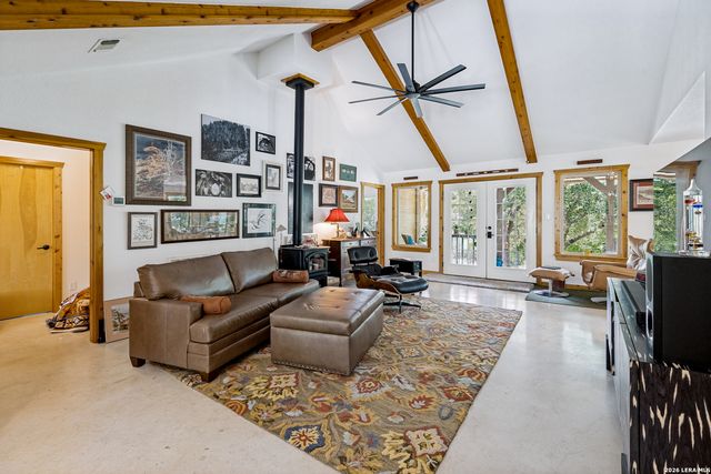 201 Hidden Lake, Boerne, TX 78006
