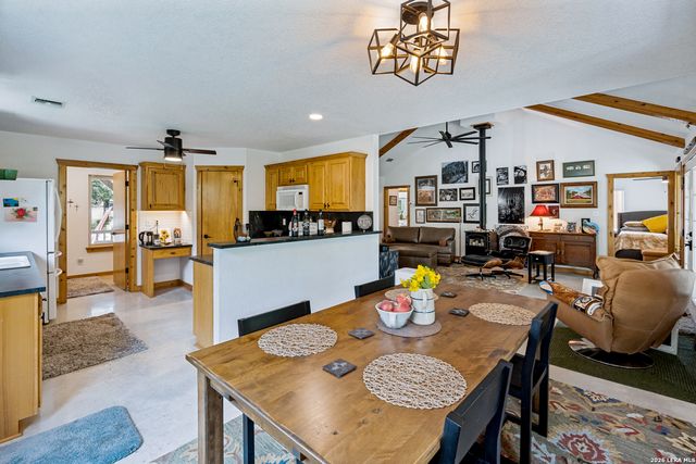 201 Hidden Lake, Boerne, TX 78006