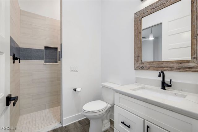 14051 BINGHAMPTON DR, Fort Myers, FL 33905