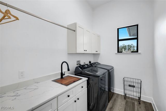 14051 BINGHAMPTON DR, Fort Myers, FL 33905