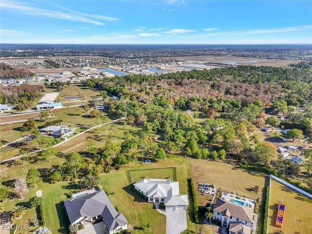 14051 BINGHAMPTON DR, Fort Myers, FL 33905