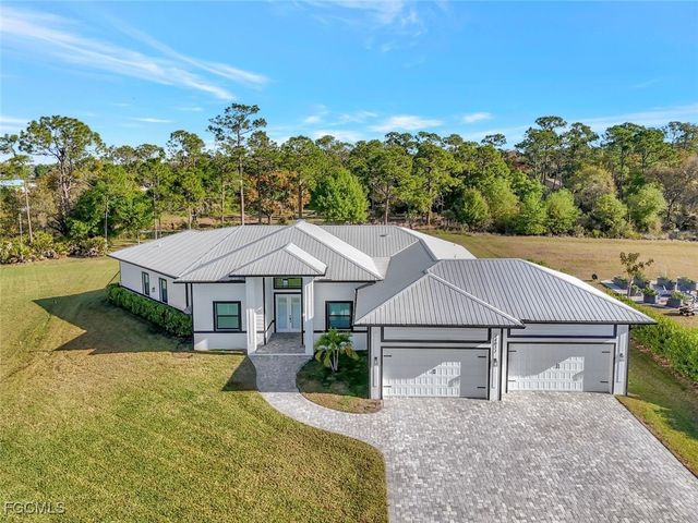 14051 BINGHAMPTON DR, Fort Myers, FL 33905