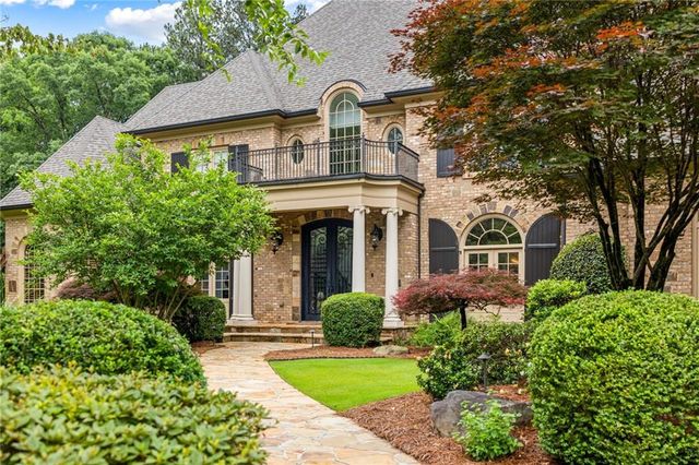 816 Blackfoot Trail, Suwanee, GA 30024