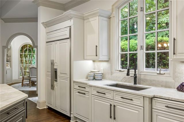 816 Blackfoot Trail, Suwanee, GA 30024