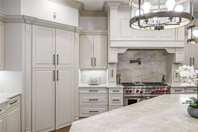 816 Blackfoot Trail, Suwanee, GA 30024