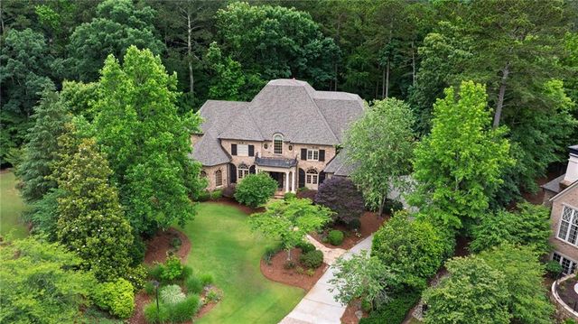 816 Blackfoot Trail, Suwanee, GA 30024