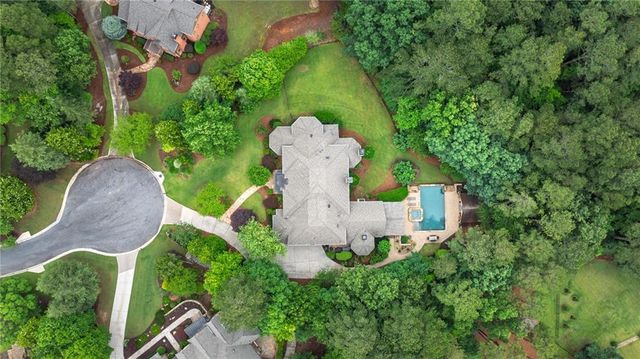 816 Blackfoot Trail, Suwanee, GA 30024