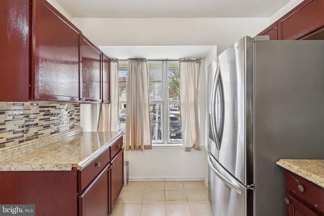 8703 VILLAGE GREEN CT, Alexandria, VA 22309