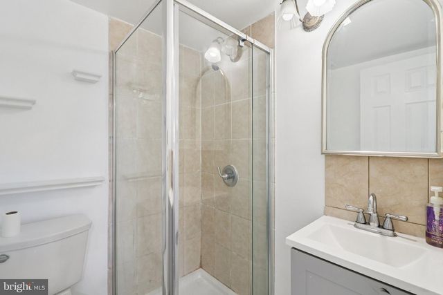 8703 VILLAGE GREEN CT, Alexandria, VA 22309