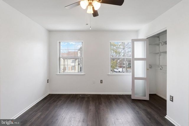 8703 VILLAGE GREEN CT, Alexandria, VA 22309