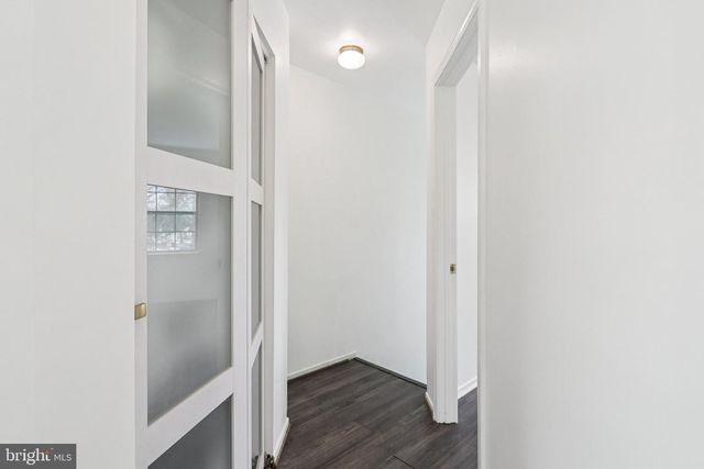 8703 VILLAGE GREEN CT, Alexandria, VA 22309