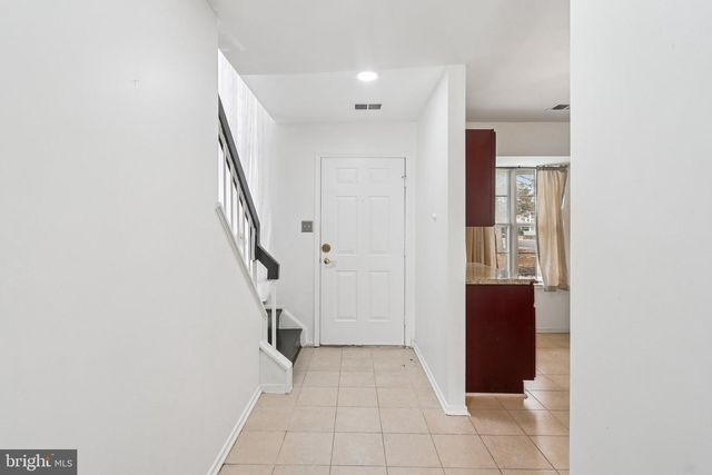 8703 VILLAGE GREEN CT, Alexandria, VA 22309