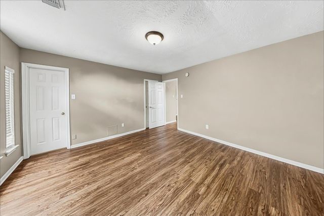 4506 Nealwood Court, Fresno, TX 77545