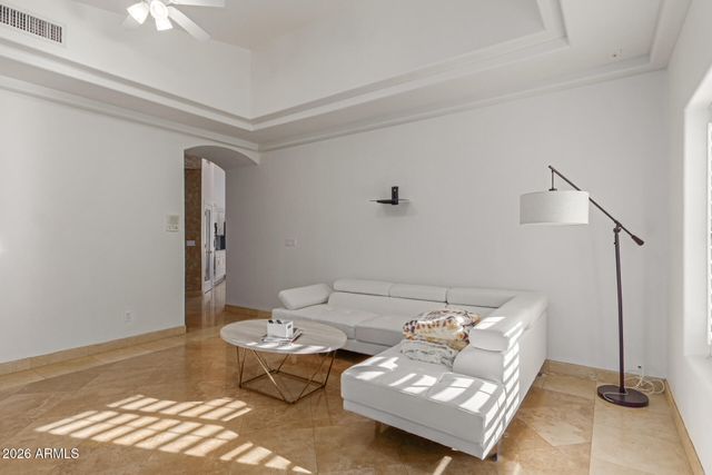 601 W SAN MARCOS Drive, Chandler, AZ 85225