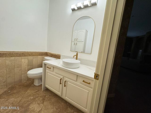 601 W SAN MARCOS Drive, Chandler, AZ 85225